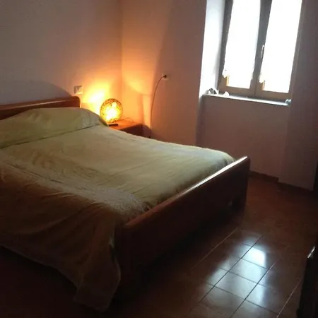 Casa Lory Montevitozzo Frazione Sorano-camera Con Bagno Privato, Cucina E Salotto *