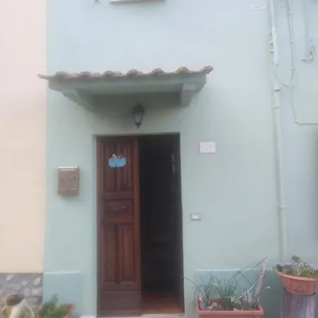 Casa Lory Montevitozzo Frazione Sorano-camera Con Bagno Privato, Cucina E Salotto * Sorano (Grosseto)