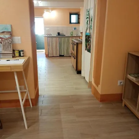 Casa Lory Montevitozzo Frazione Sorano-camera Con Bagno Privato, Cucina E Salotto Guest house *